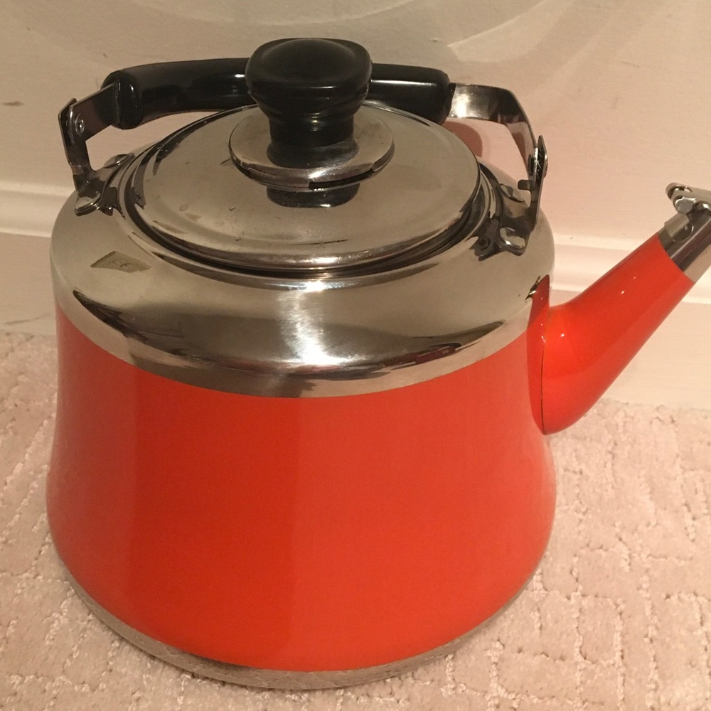 MT Stainless Steel Teapot with Black Handle